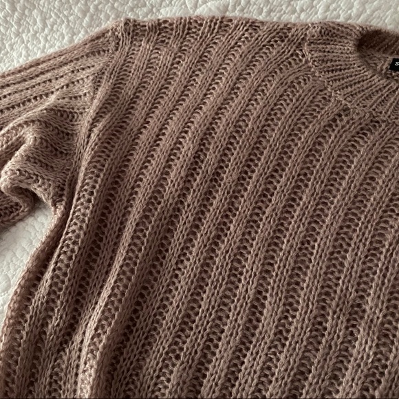Cropped Sweater - Picture 2 of 2